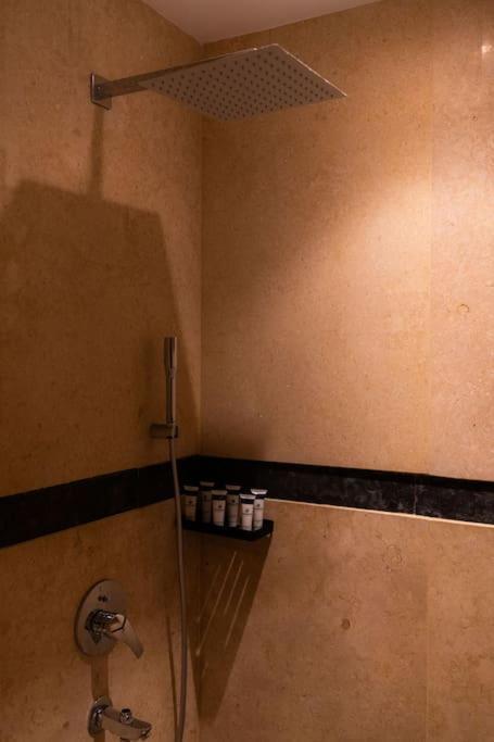 Apartment Marron Pharaohs Isis Cairo